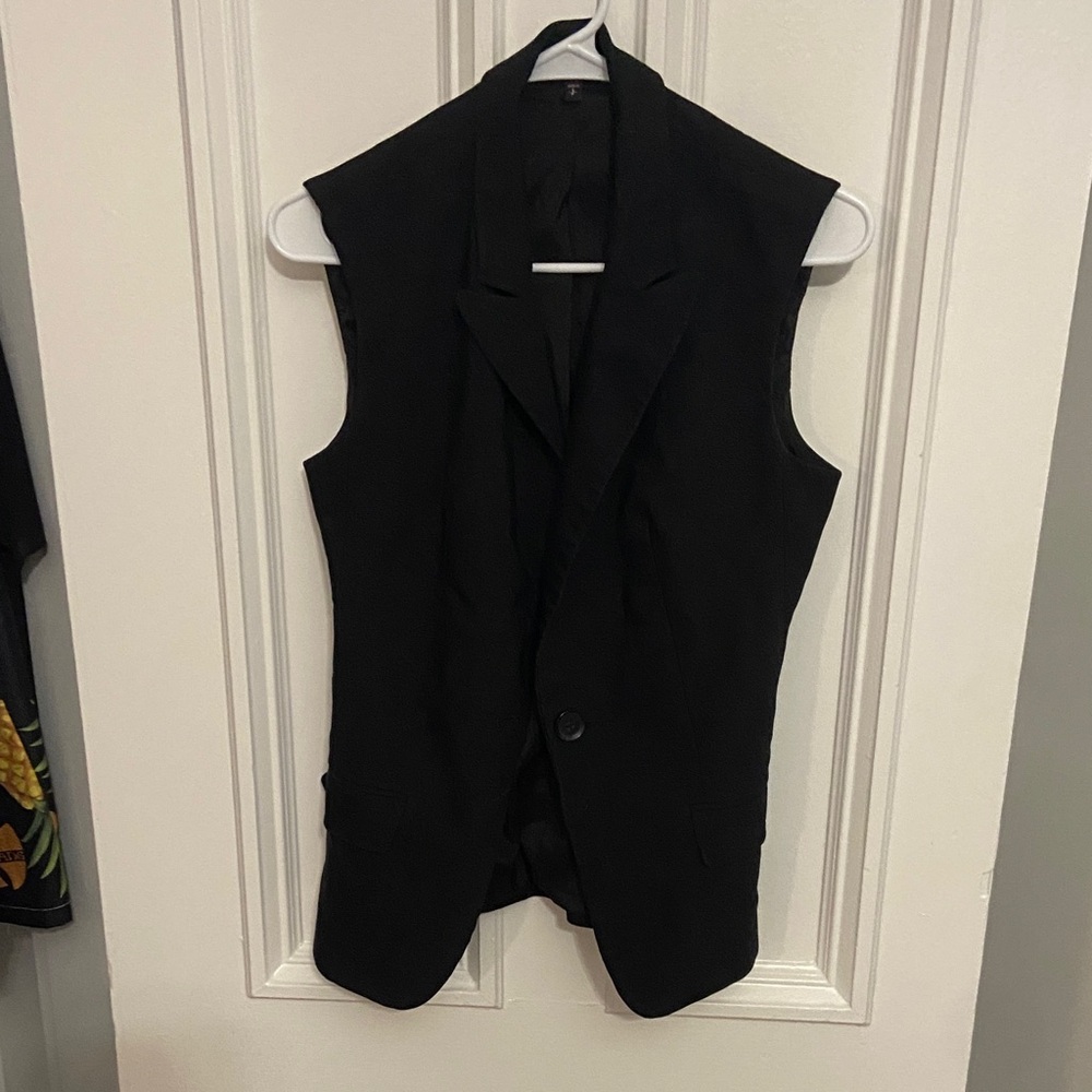 Express Black Sleeveless Blazer